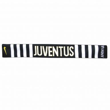 FC Juventus Crest Scarf by Nike FC Juventus Crest Scarf by Nike