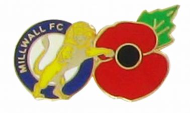 Millwall Poppy Remembrance Pin Badge