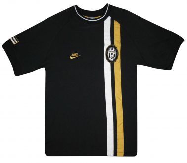 FC Juventus Football Crest T-Shirt by Nike